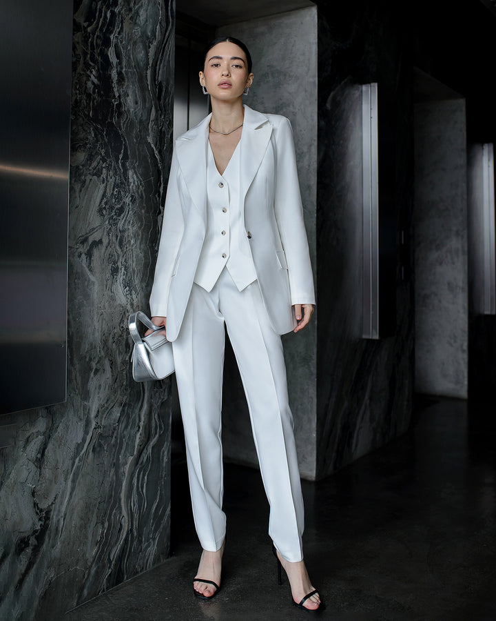 Classic White formal 3-piece pantsuit for women: blazer, waistcoat, regular pants