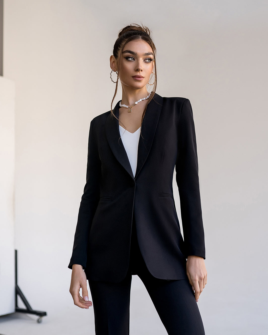 Black fitted pantsuit for tall women