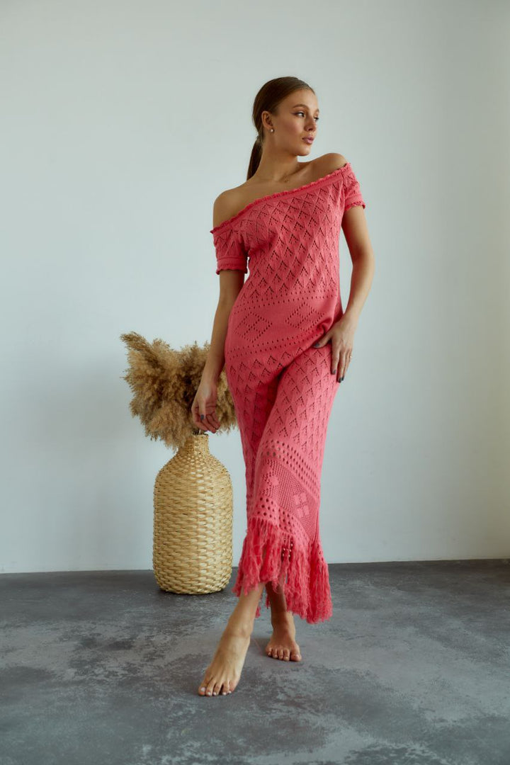 Boho Knit Midi Dress with Fringed Hem Coral
