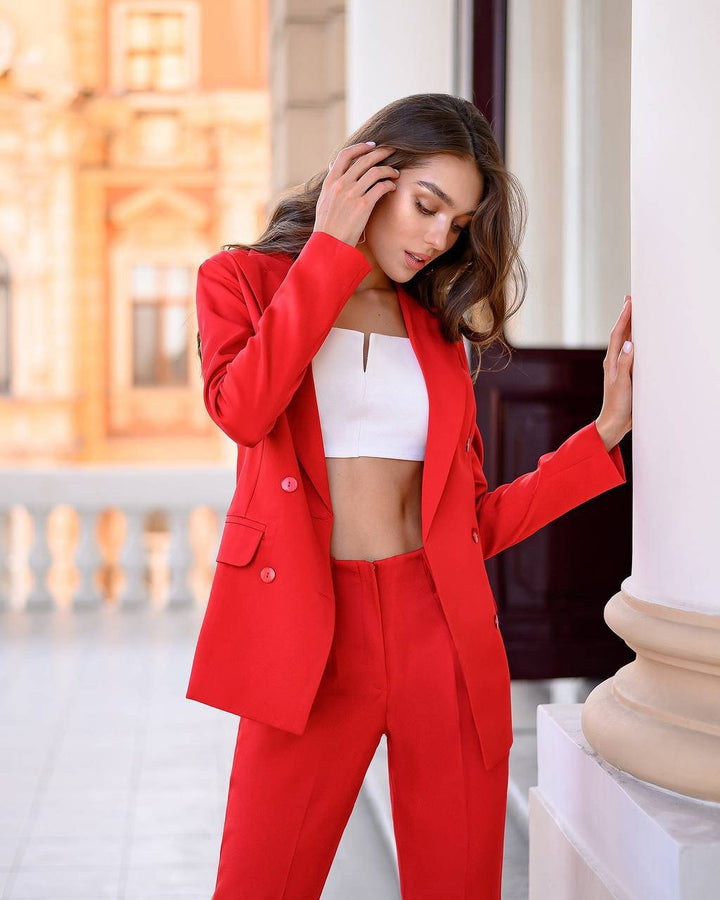 Red classic 2-piece double-breasted bazer trouser suit