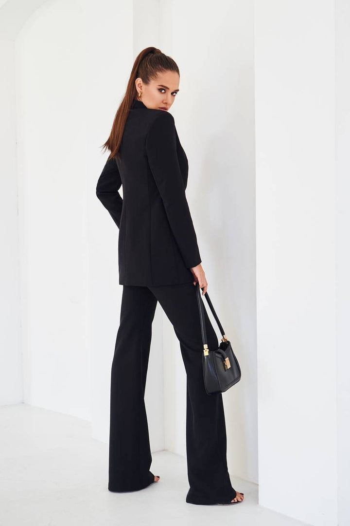 Black fitted pantsuit for tall women