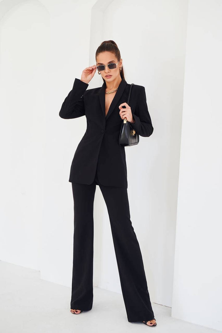 Black fitted pantsuit for tall women