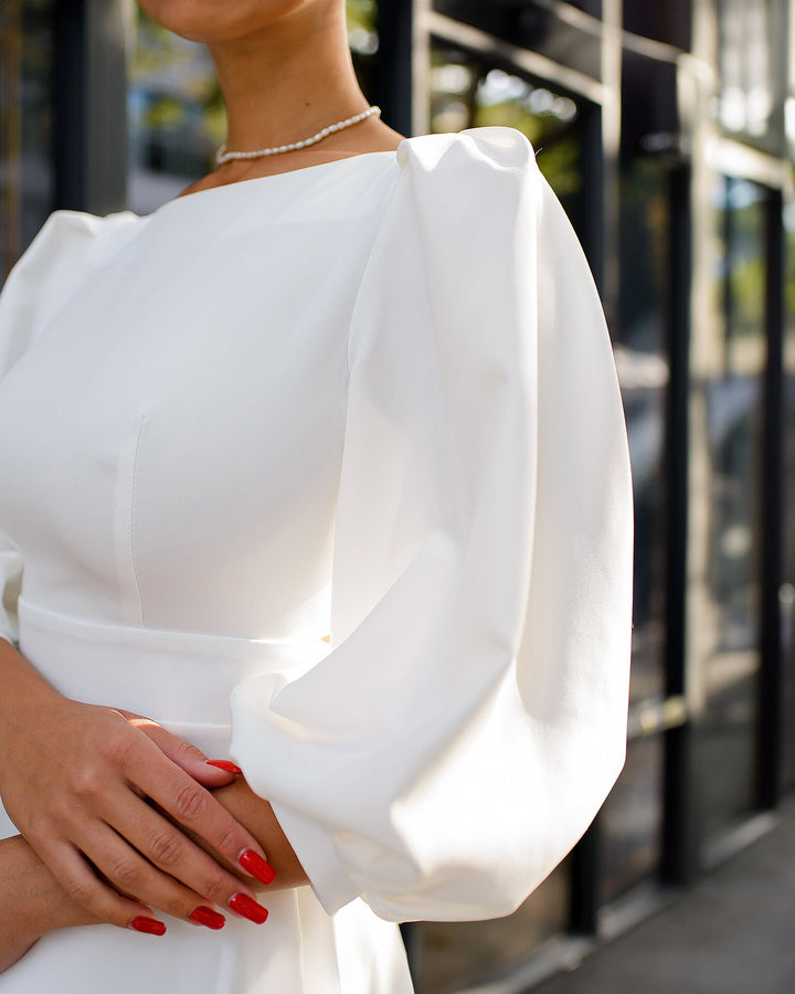 White Midi Dress with Open Back and Voluminous Sleeves